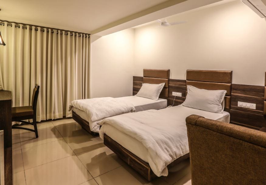 Hotel Alankar Vadodara - Tap to explore photos