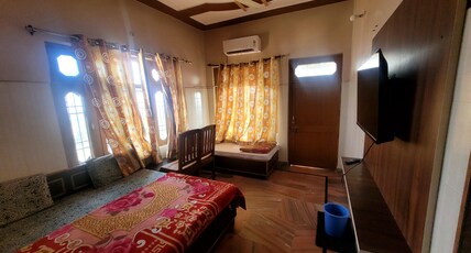 Subhdra Guest House Chintpurni Room Type - Standard Room Subhdra Guest House Chintpurni Room Type - Standard Room