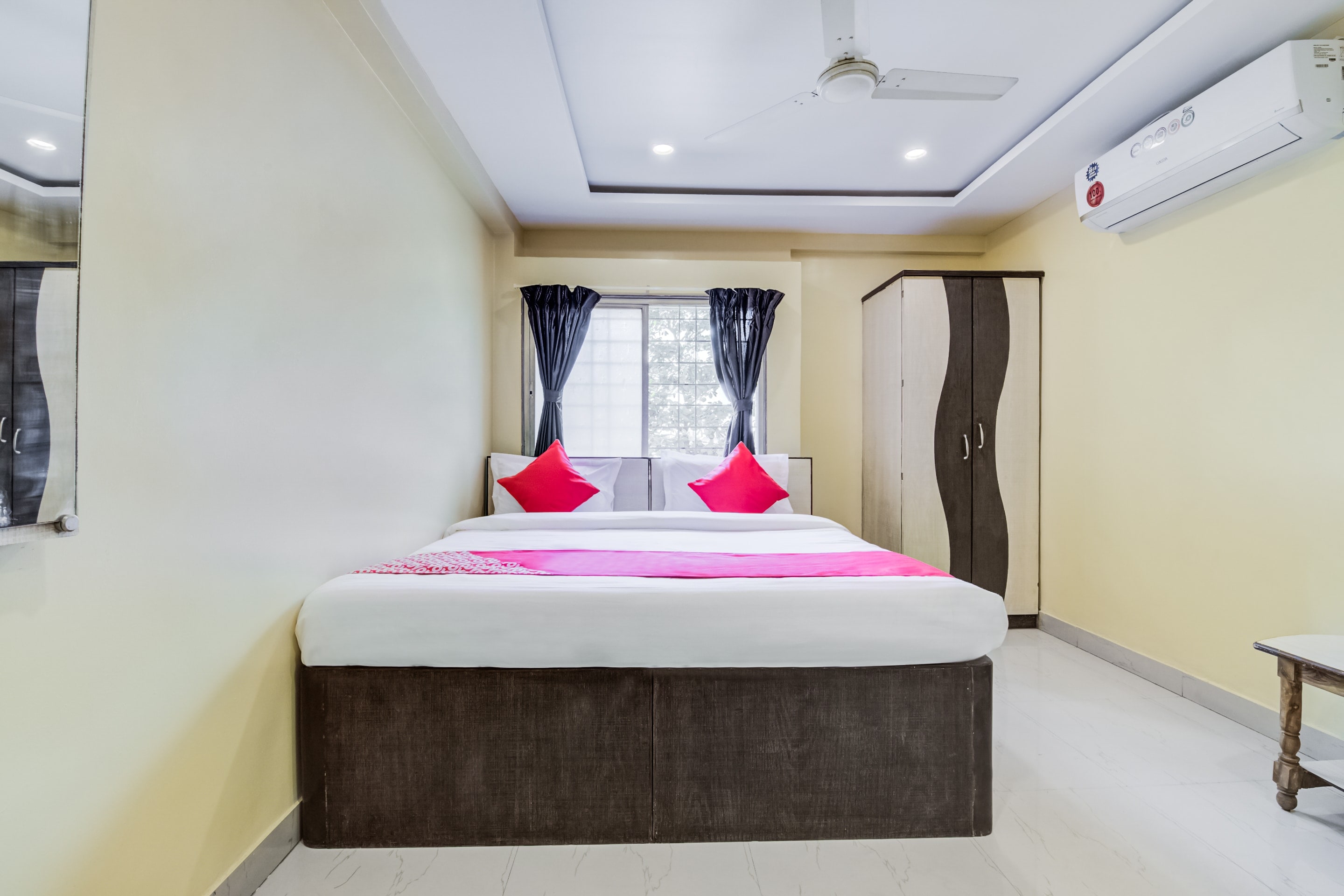 Hotel O Amrut Executive - Tap to explore photos