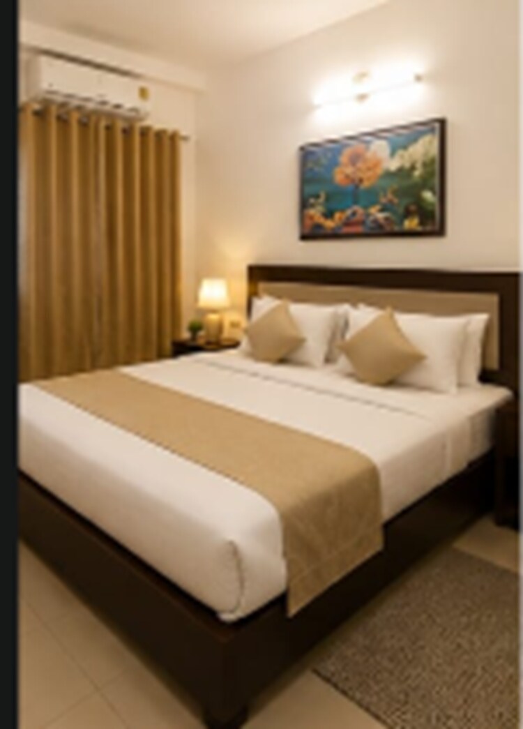 Marico B-1002 Iscon Platinum Ahmedabad - Tap to explore photos
