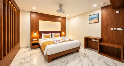 The Pearl Shine Room Type - SUITE ROOM TRIPLE BED WITH BATHTUB The Pearl Shine Room Type - SUITE ROOM TRIPLE BED WITH BATHTUB