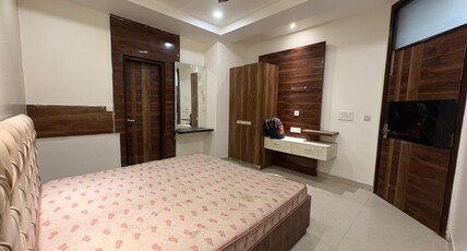 Hotel Twamev Peeragarhi Room Type - Deluxe Room With Air Conditioning