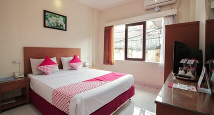 Capital O Galaxy Inn Room Type - Indonesia Standard Double