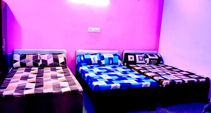 Shree Krishna Yatri Nivas Room Type - Bedroom 102
