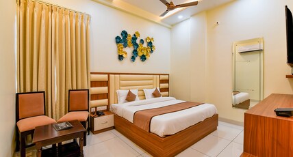 Purple Orchid Room Type - Super Deluxe Room