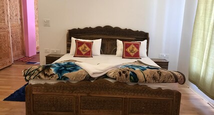 JAMSHED RESIDENCY Room Type - Bedroom 2