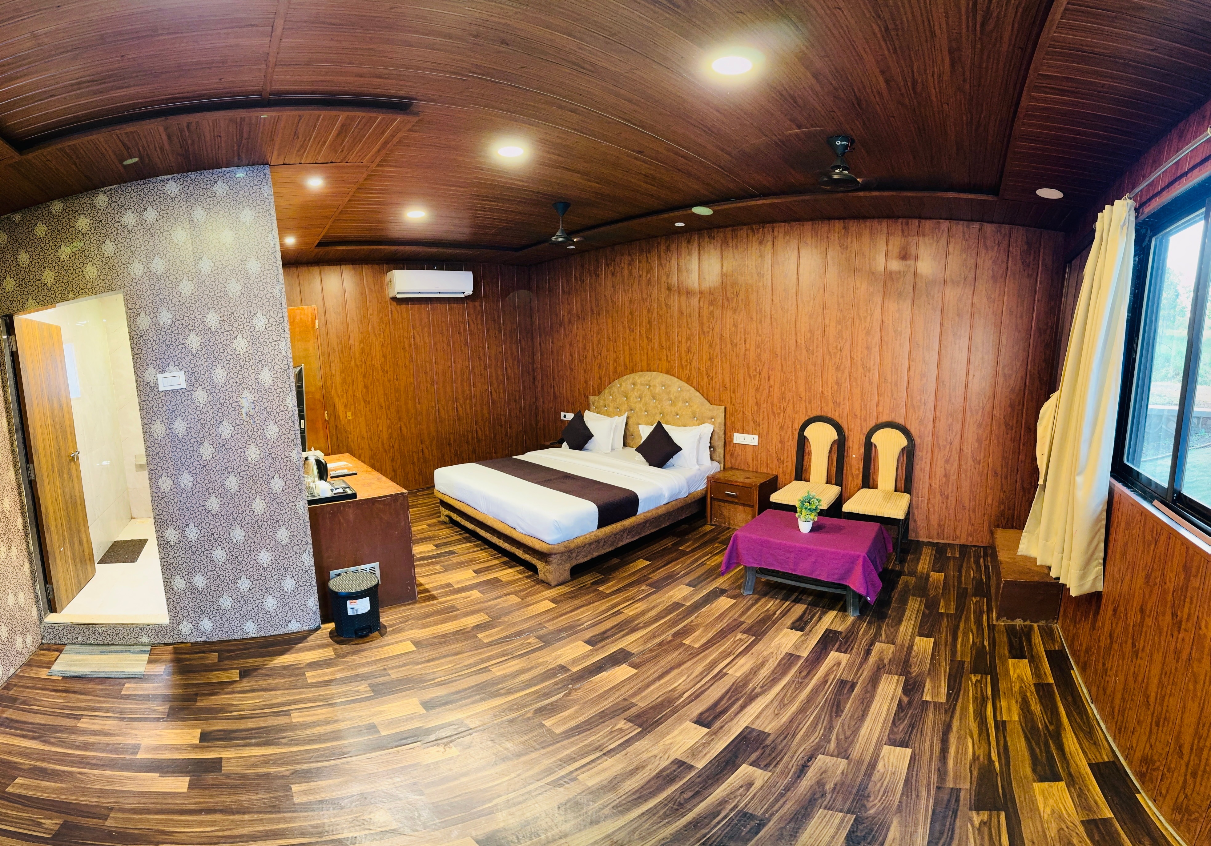 The Luxury Maharaja The Royal Resort - Tap to explore photos
