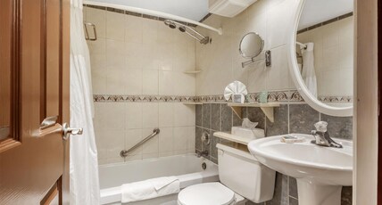 Best Western Fireside Inn Room Type - 1 King Bed, Non-Smoking, High Speed Internet Access, Fireplace, Refrigerator, Wall Safe, Full Breakf Best Western Fireside Inn Room Type - 1 King Bed, Non-Smoking, High Speed Internet Access, Fireplace, Refrigerator, Wall Safe, Full Breakf