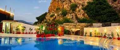 The Golden Valley Hotel and Resorts, Sariska