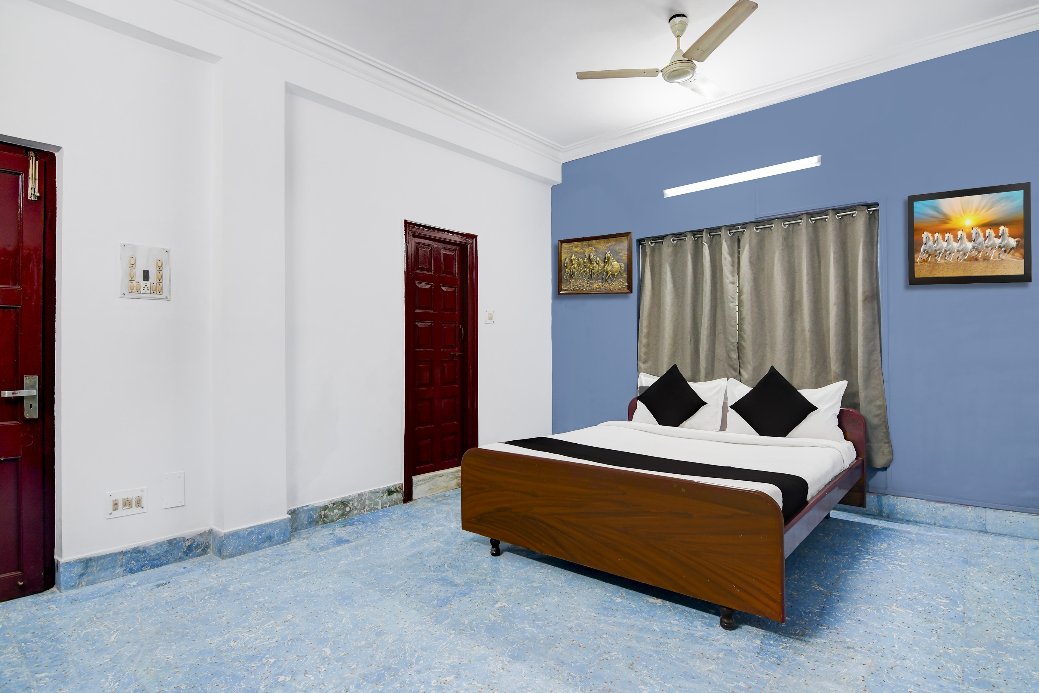 Smart Stay by Brill Rooms Near Karunamayee - Tap to explore photos