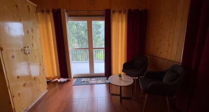 The Ban Oak Room Type - Char Pathar