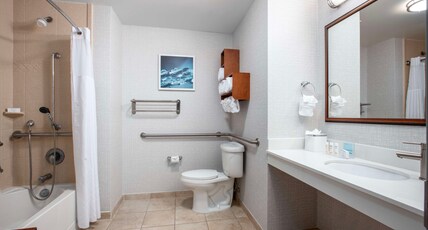 Hampton Inn & Suites Miami-South/Homestead Room Type - 1 KNG ACCESSIBLE TUB NS