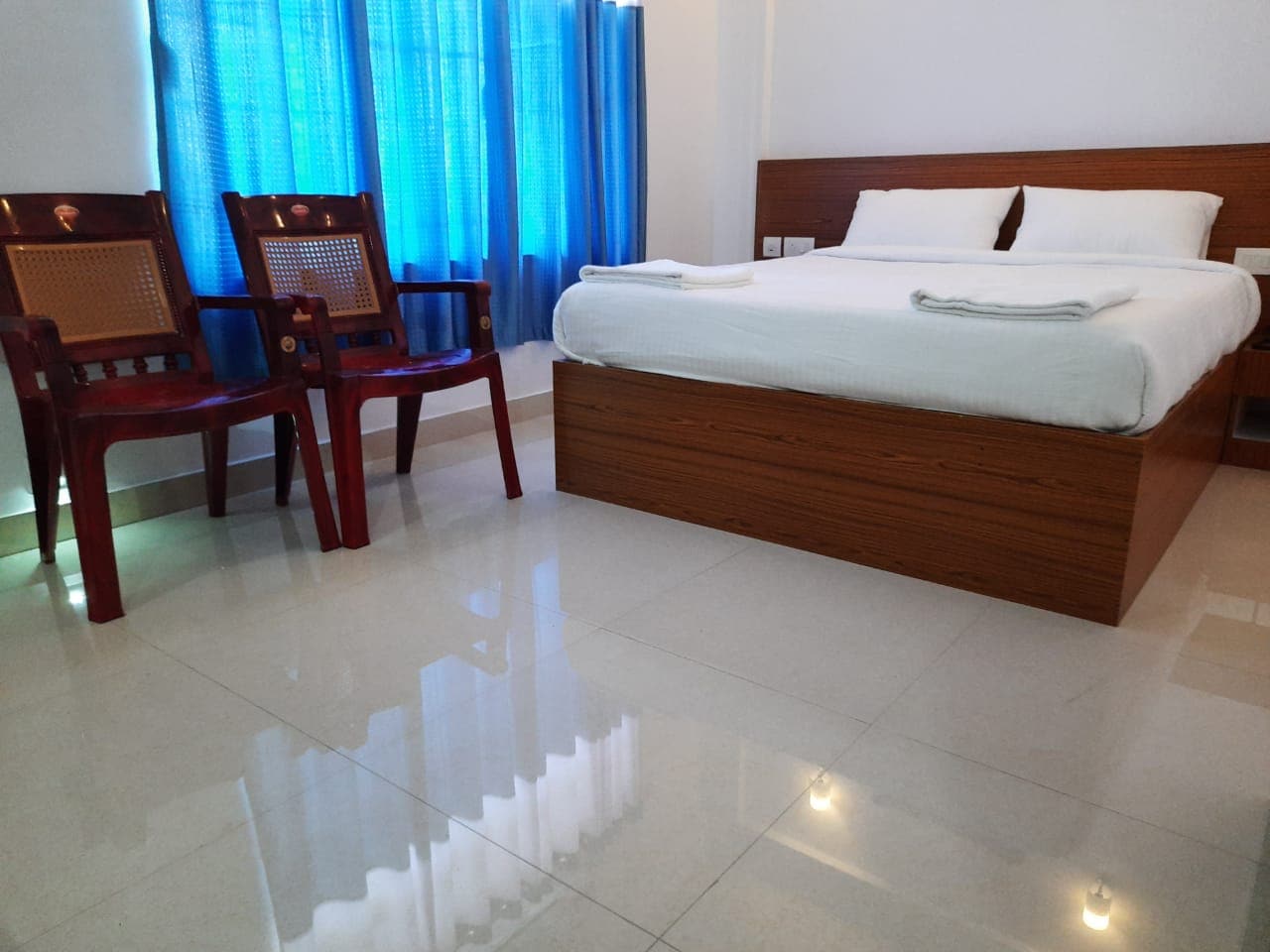Balakrishna Residency | Guruvayoor West Nada View - Tap to explore photos
