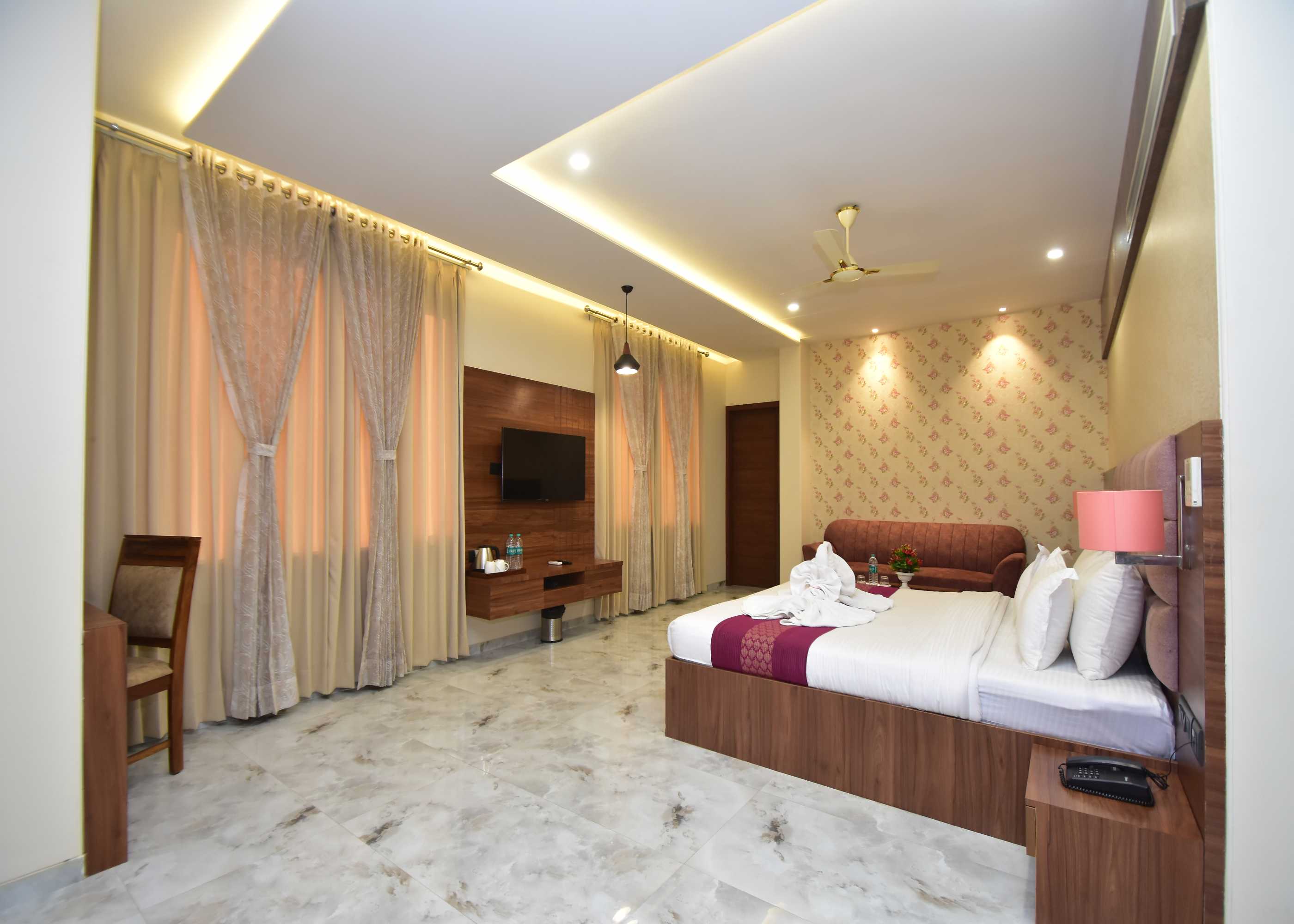 Hotel ShyamLeela - Khatushyamji - Tap to explore photos