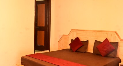 Nomadic Den Room Type - Standard Private Family suit