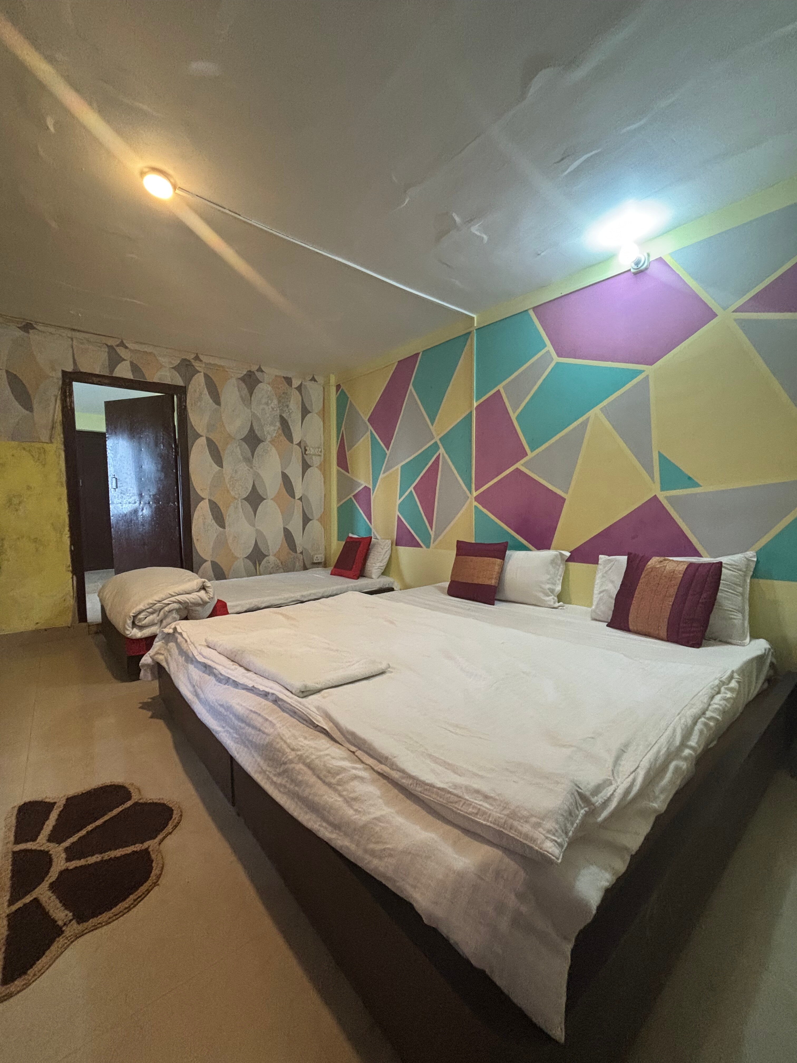 Himalaya View Resort : Hotel and Restaurant - Tap to explore photos