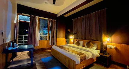 Nap Land Room Type - Premium Room with Balcony