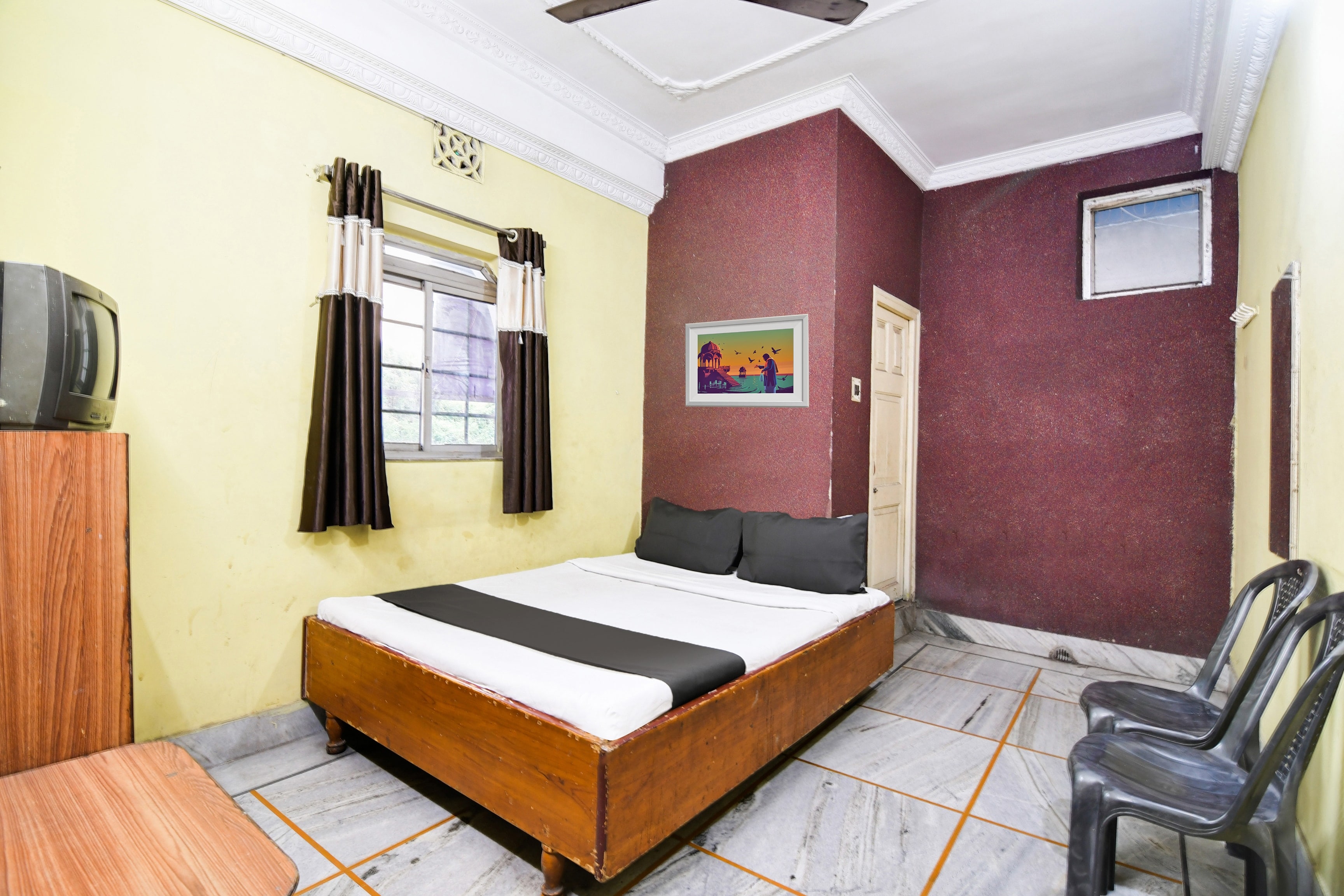 Hotel O Prakash International - Tap to explore photos