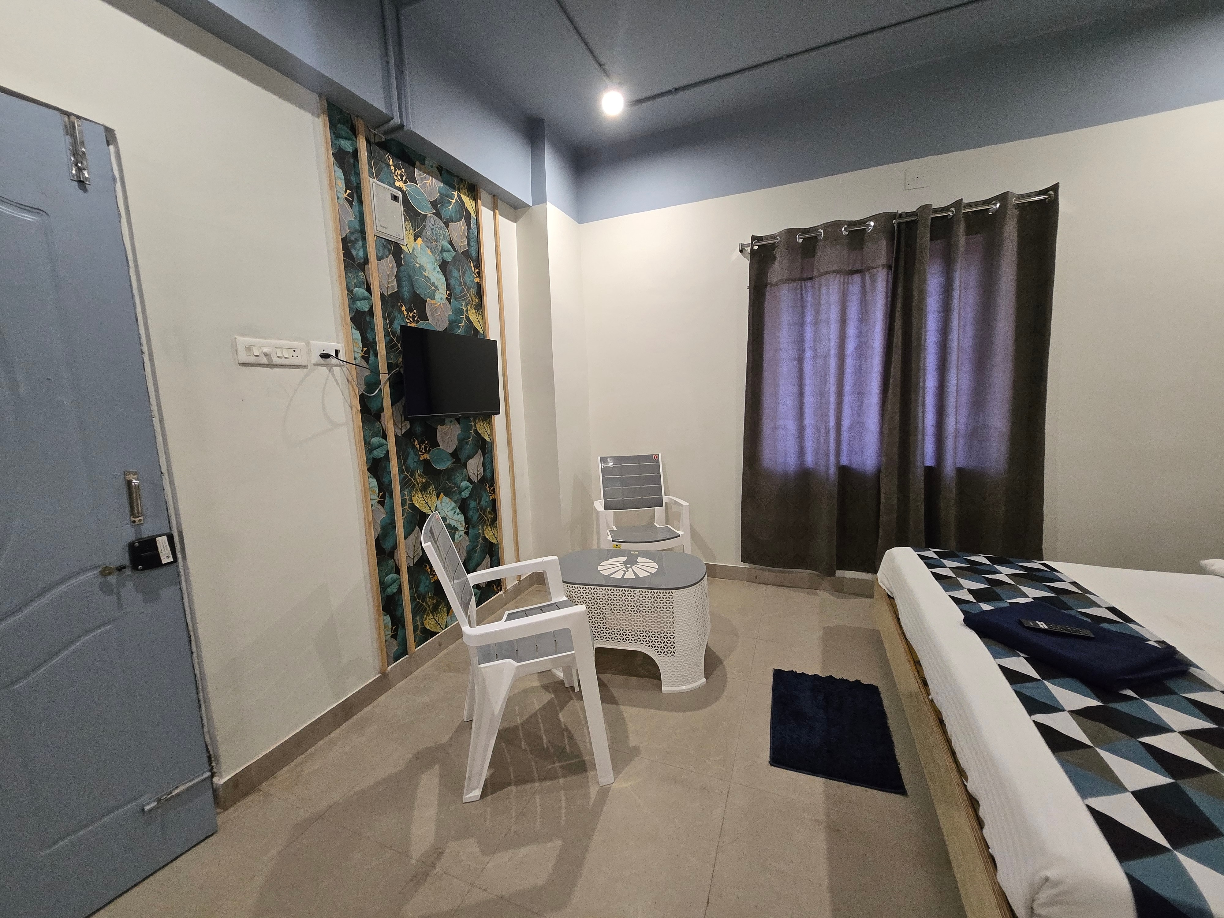 Clover Connect (Near DLF Cyber City,TCS Infocity) - Tap to explore photos