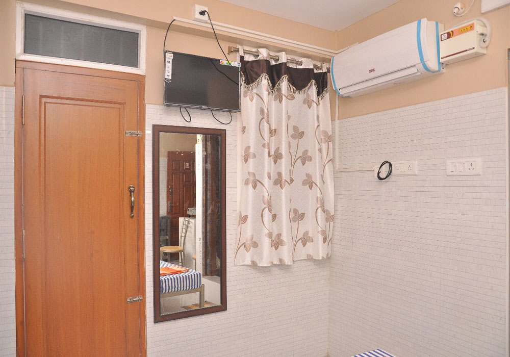 Sankar Lingam Residency - Tap to explore photos