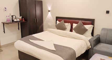 Hotel 24 Stays Chinhat, Deva Road Room Type - Deluxe Room With Air Conditioning Hotel 24 Stays Chinhat, Deva Road Room Type - Deluxe Room With Air Conditioning