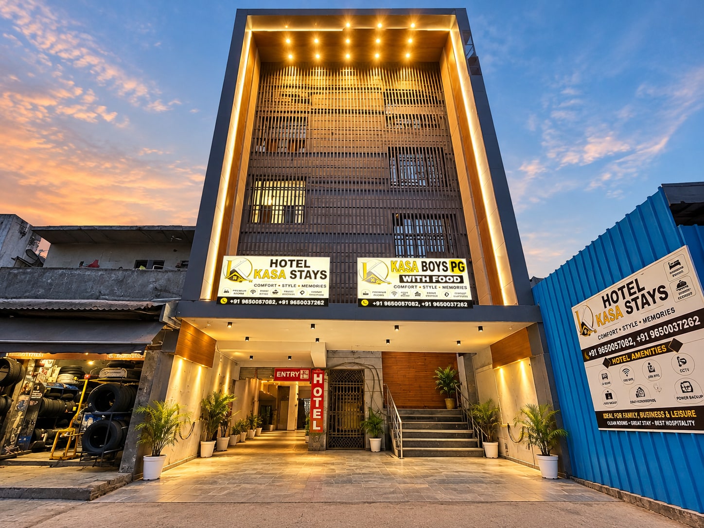 Hotel Kasa Stays Near DTU Rohini - Tap to explore photos
