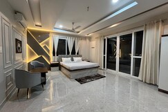 HC Riverview | Luxury Stay