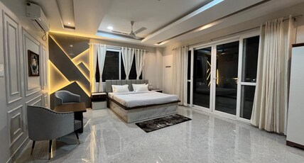 HC Riverview | Luxury Stay Room Type - Luxe Suite Room With Private Balcony one