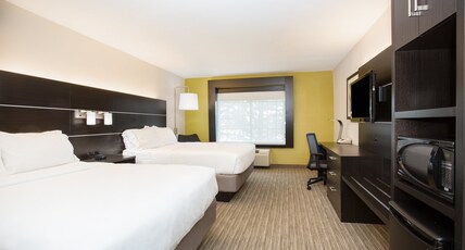 Holiday Inn Express Hotel & Suites Fort Collins Room Type - 2 Queen Beds Standard