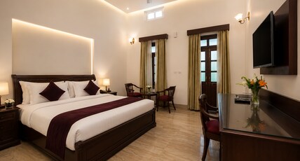 MPT Champak Bungalow, Pachmarhi (@Boat Club Lake) Room Type - AC Deluxe Room
