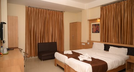 HOTEL JAYSHA Room Type - Executive king size
