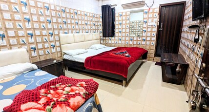 Hotel Shikhar Inn Room Type - 3  Bedded AC Family Room