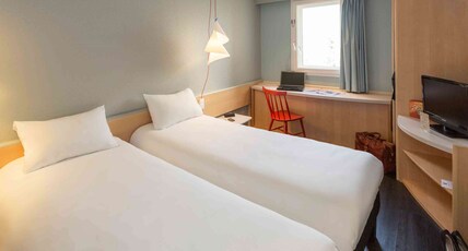 Hotel ibis Montelimar Nord Room Type - Room with twin beds equipped with the new bedding