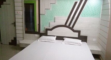 Maa Tara Palace Room Type - Deluxe Room