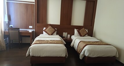 Hotel East Park Room Type - Corporate  Deluxe Twin Bed-Double