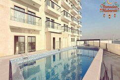 Luxury Apartment with Pool Gym & Free Parking at Equiti Gates Jebel Ali