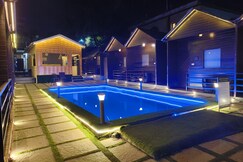 Woodhouse beach resort