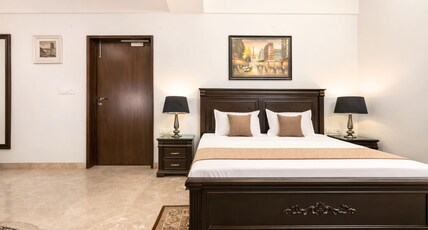 Palm 34 |A Luxury Boutique Stay With Cook Room Type - Master Family Studio Suite