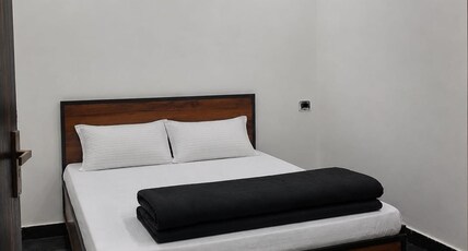 HOTEL STAR INN Room Type - Bedroom 6