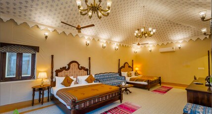 Dhun Desert Camp And Resort Jaisalmer Room Type - Luxury Family Four Bed Tent
