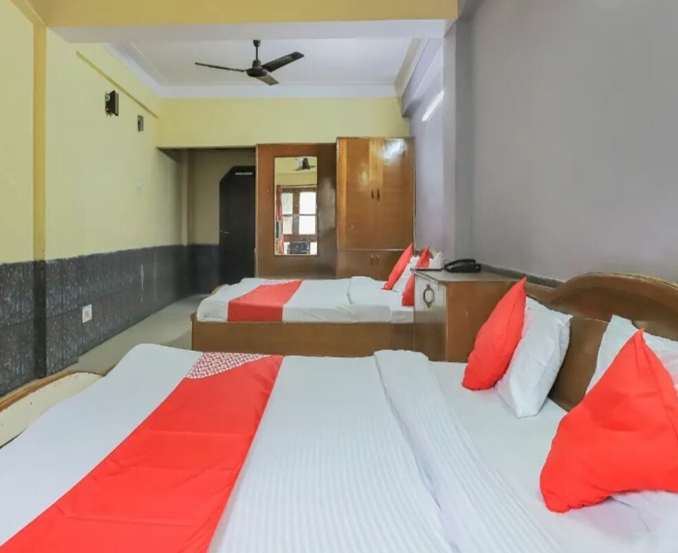 Hotel Shingar - Tap to explore photos