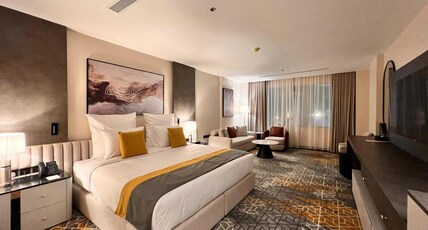 Enala Hotel- Umluj Room Type - Superior King Room