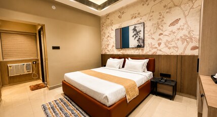 Hotel Royal Palace Room Type - Premier Room