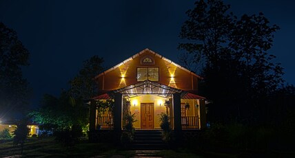 Foothills Retreat Room Type - Niruvan Duplex Hill View Villa