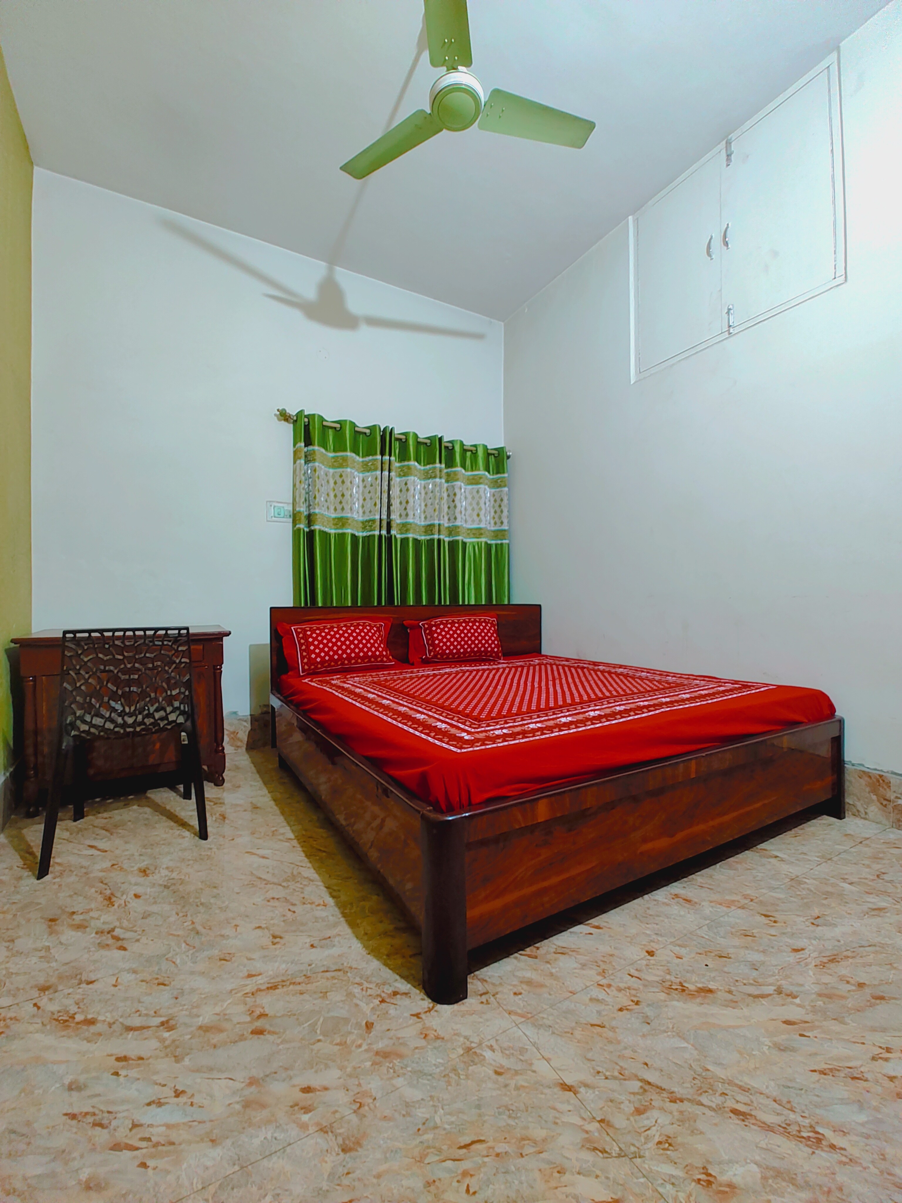 Acharya Kulam Near Shree Ram Janam Bhumi - Tap to explore photos
