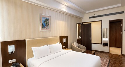 Golden Tulip Jaipur Kukas Room Type - Suite - 1 Double Bed