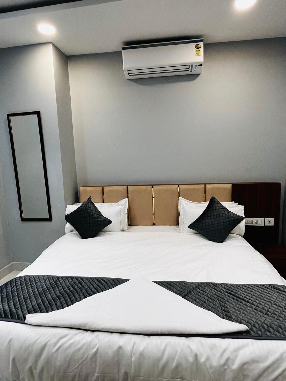 Saarva Hotels & Resorts - Tap to explore photos