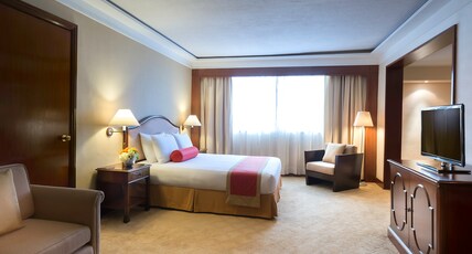Marco Polo Plaza Cebu Room Type - Deluxe Suite