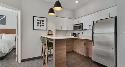 Staybridge Suites LONGVIEW, an IHG hotel Room Type - 1 queen bed and 2 double beds 2 Bedrm St