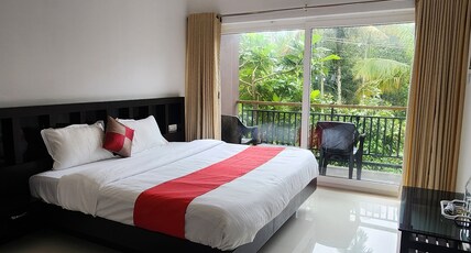 The Daffodils Anachal Room Type - Plantation View Premium With Balcony